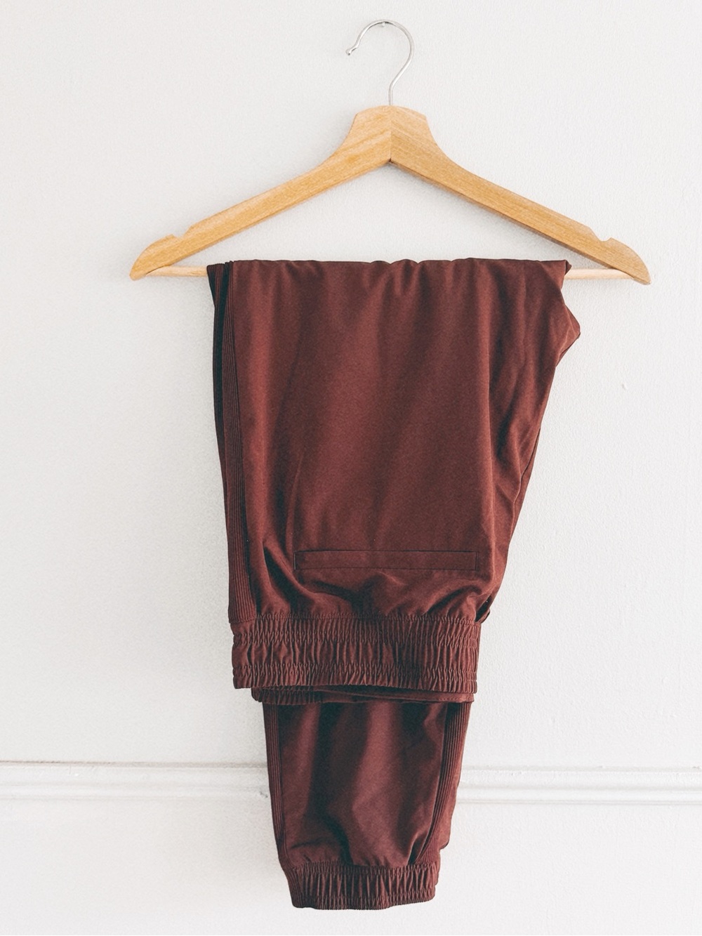 ATHLETA > Trekkie North High Rise Jogger
